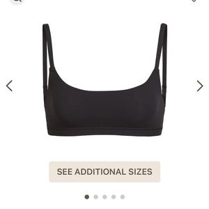 NWT Skims scoop bra
